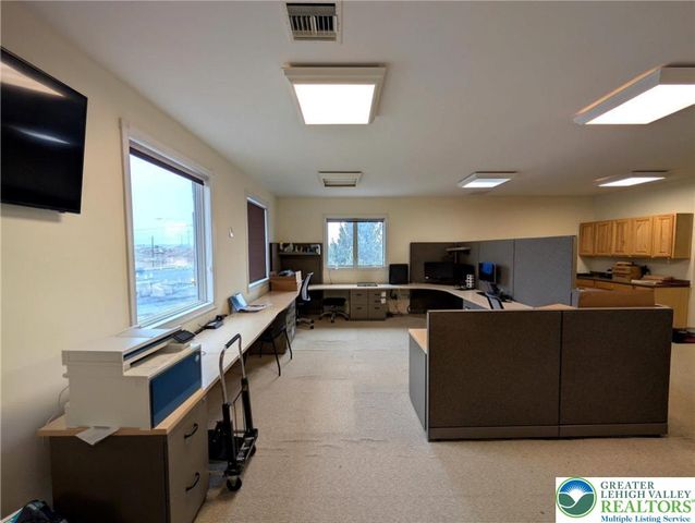 4295 Tilghman 201, South Whitehall Twp, PA 18104