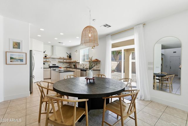 495 E NAVAJO Trail, San Tan Valley, AZ 85143