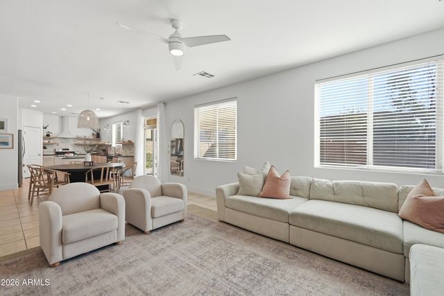 495 E NAVAJO Trail, San Tan Valley, AZ 85143