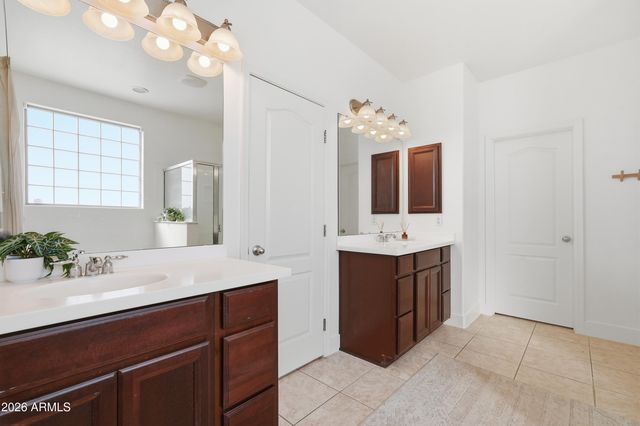 495 E NAVAJO Trail, San Tan Valley, AZ 85143