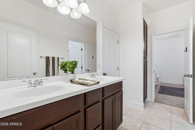 495 E NAVAJO Trail, San Tan Valley, AZ 85143