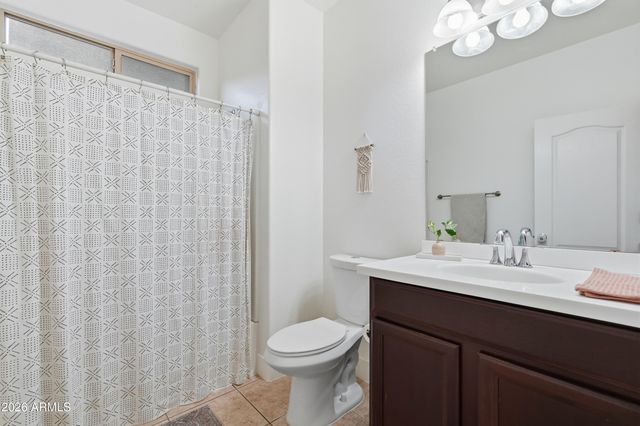 495 E NAVAJO Trail, San Tan Valley, AZ 85143