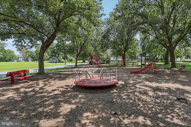 1719 FORESTVILLE RD, Edgewater, MD 21037