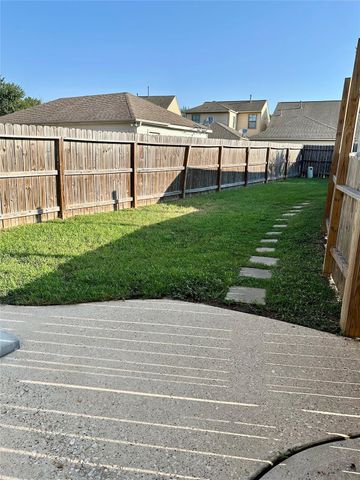 29740 Sullivan Oaks Drive, Spring, TX 77386