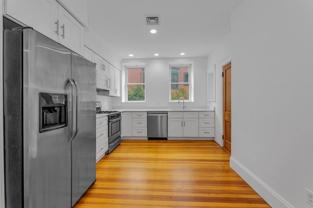 79 Perkins Street 2, Boston, MA 02130