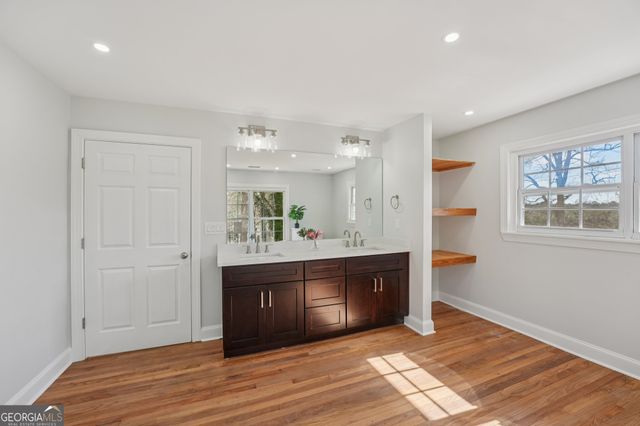 4015 Cascade Road SW, South Fulton, GA 30331