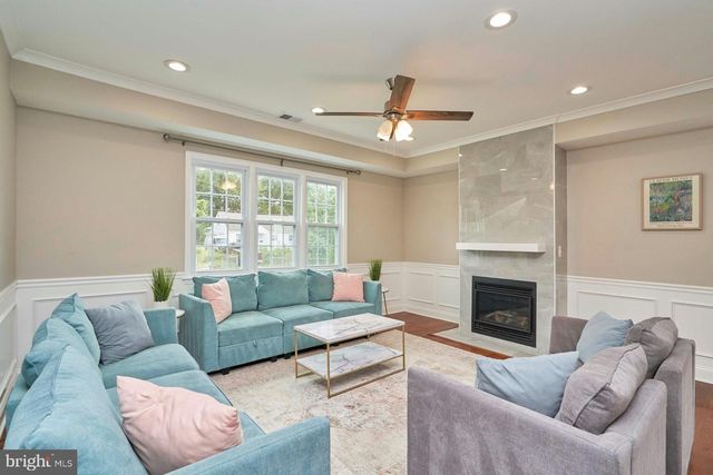 3244 BLUNDELL RD, Falls Church, VA 22042