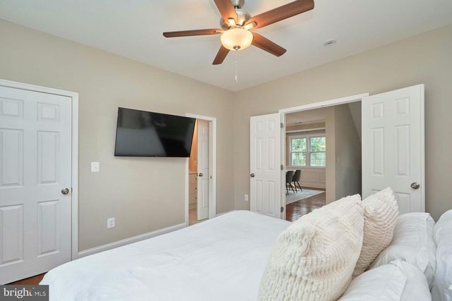 3244 BLUNDELL RD, Falls Church, VA 22042