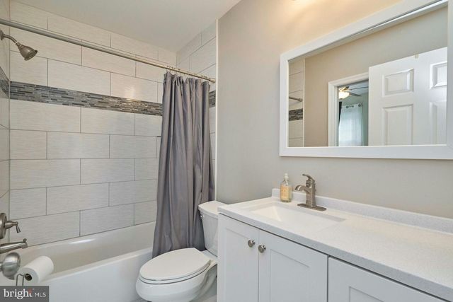 3244 BLUNDELL RD, Falls Church, VA 22042