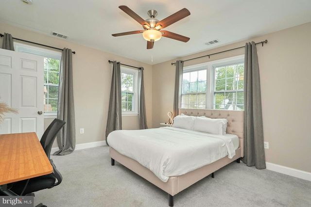 3244 BLUNDELL RD, Falls Church, VA 22042