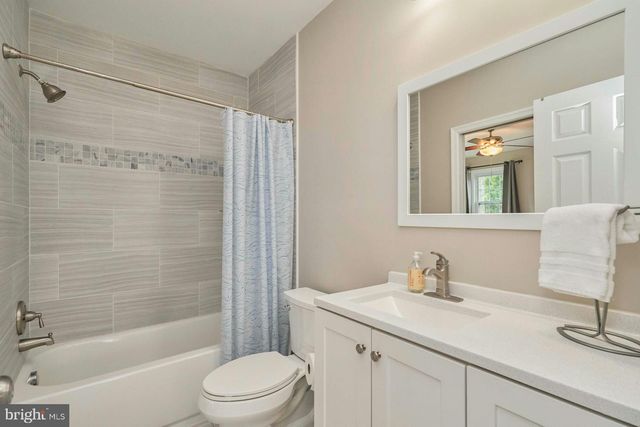 3244 BLUNDELL RD, Falls Church, VA 22042