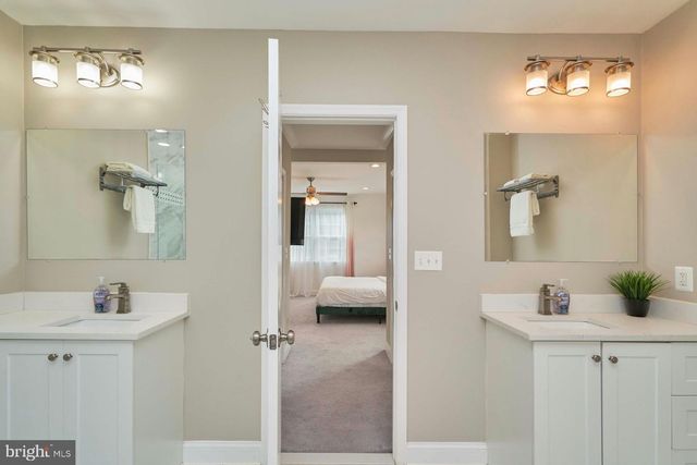 3244 BLUNDELL RD, Falls Church, VA 22042