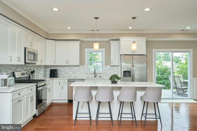 3244 BLUNDELL RD, Falls Church, VA 22042