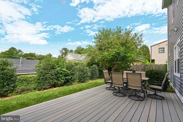 3244 BLUNDELL RD, Falls Church, VA 22042