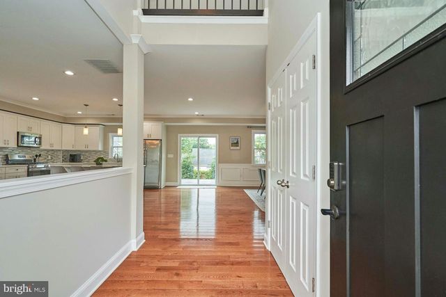 3244 BLUNDELL RD, Falls Church, VA 22042