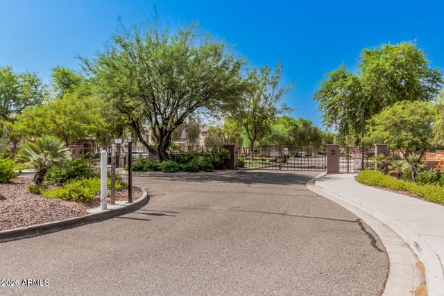 1937 W DAVIS Road, Phoenix, AZ 85023