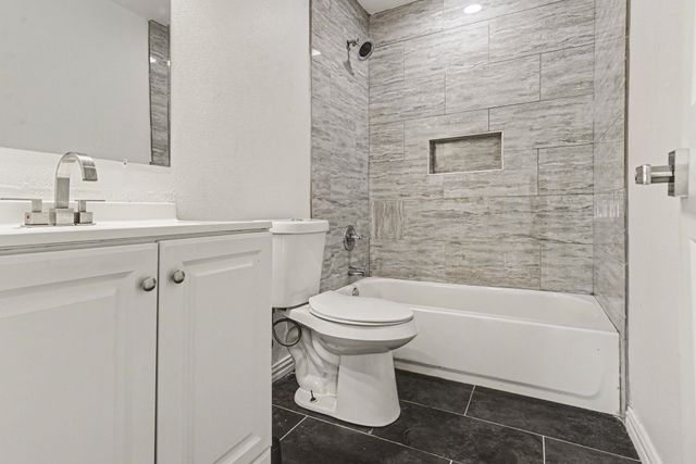 2610 Hillcrest Avenue, Greenville, TX 75402