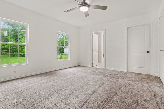 2610 Hillcrest Avenue, Greenville, TX 75402