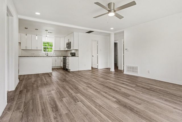 2610 Hillcrest Avenue, Greenville, TX 75402