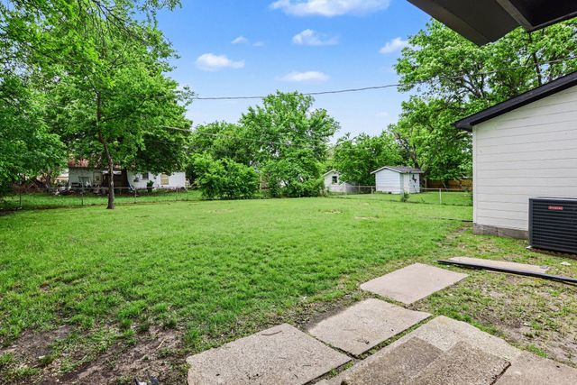 2610 Hillcrest Avenue, Greenville, TX 75402