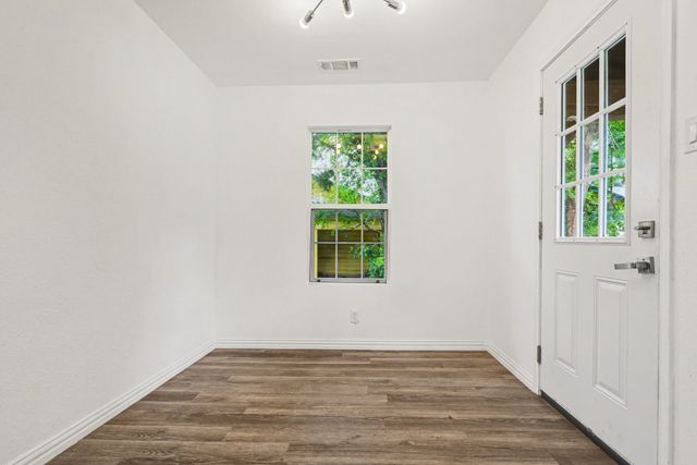 2610 Hillcrest Avenue, Greenville, TX 75402