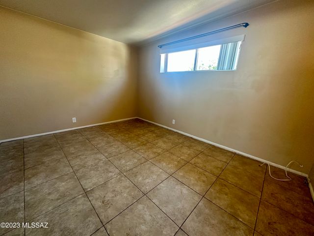 6461 N Avenida Pina, Tucson, AZ 85741