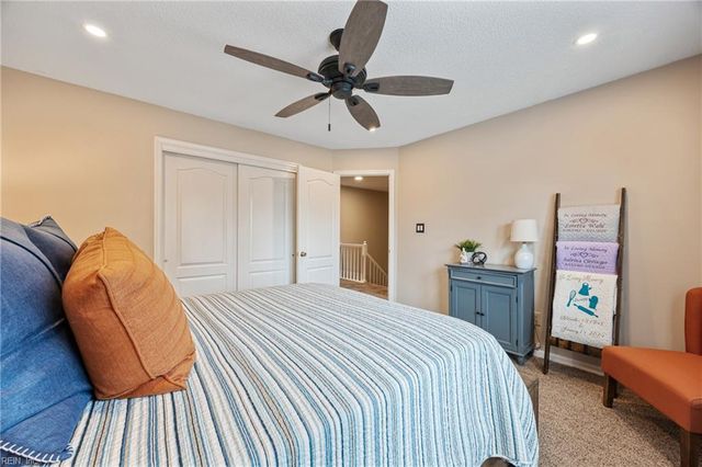 110 Esplanade PL, Chesapeake, VA 23320