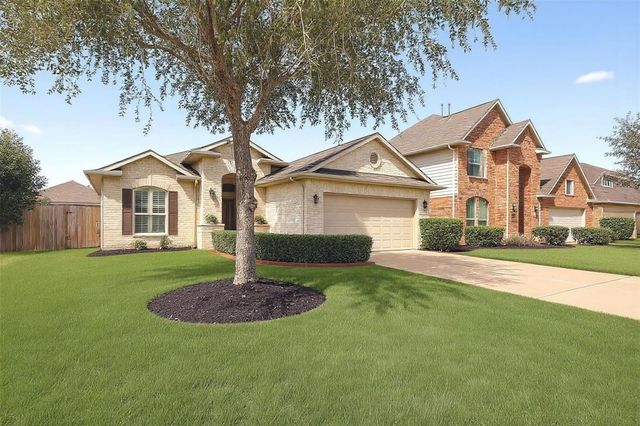 4226 Astoria Manor Lane, Fulshear, TX 77441