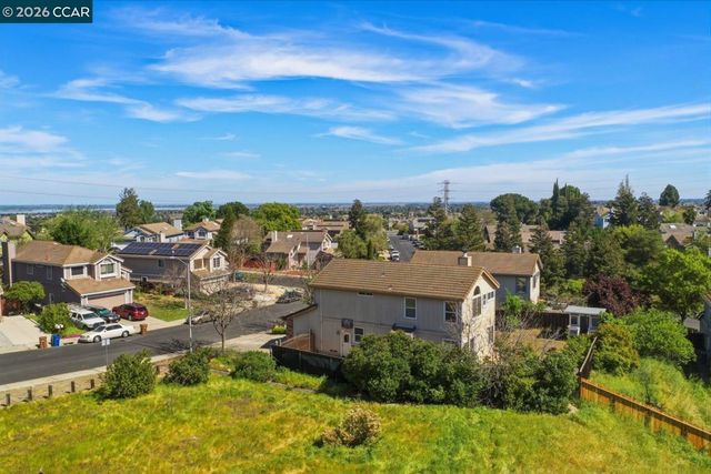 4172 Amargosa Dr, Antioch, CA 94531