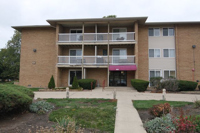 960 Beau Drive 109, Des Plaines, IL 60016
