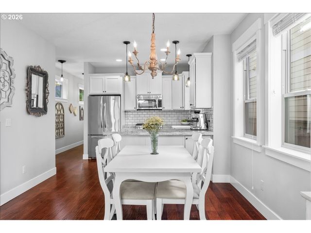 7935 Se 45TH Ave, Portland, OR 97206