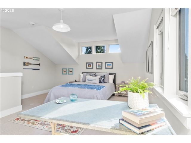 7935 Se 45TH Ave, Portland, OR 97206