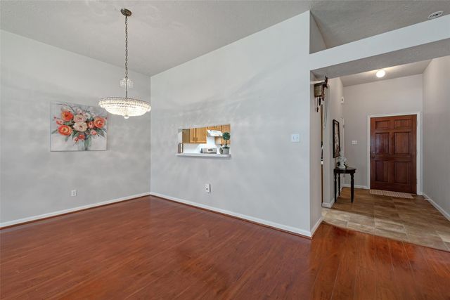 3310 Country Meadows Court, Pearland, TX 77584