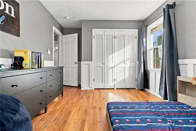 8025 Dearborn Drive, Prairie Village, KS 66208