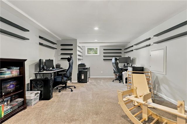 8025 Dearborn Drive, Prairie Village, KS 66208