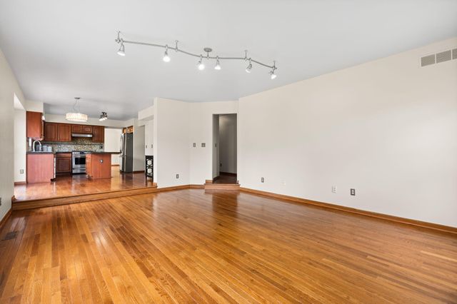2956 Leslie Park Circle, Ann Arbor, MI 48105