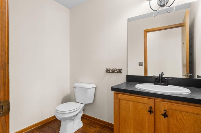 2956 Leslie Park Circle, Ann Arbor, MI 48105