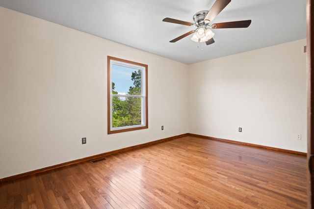 2956 Leslie Park Circle, Ann Arbor, MI 48105