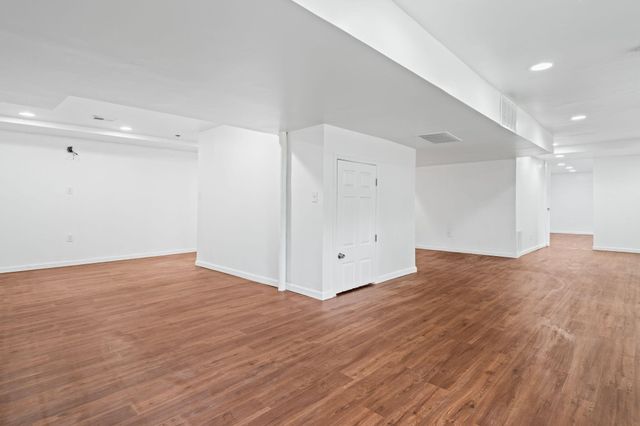 2956 Leslie Park Circle, Ann Arbor, MI 48105