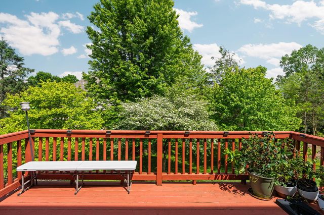 2956 Leslie Park Circle, Ann Arbor, MI 48105