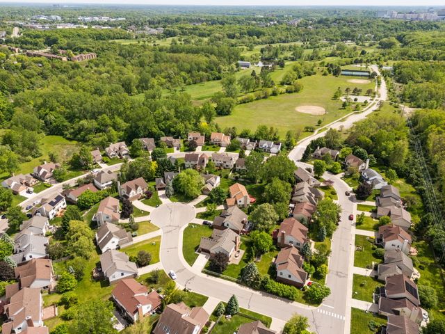 2956 Leslie Park Circle, Ann Arbor, MI 48105