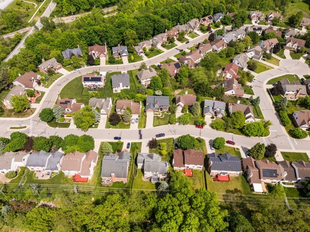 2956 Leslie Park Circle, Ann Arbor, MI 48105