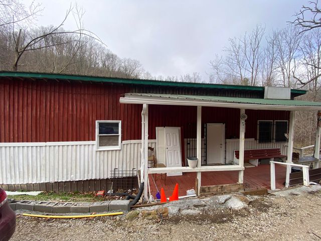 11130 Kentucky 1524, Manchester, KY 40962