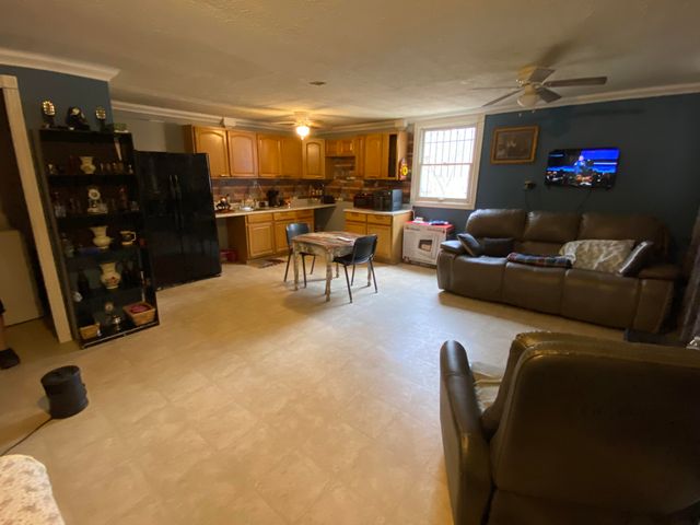 11130 Kentucky 1524, Manchester, KY 40962