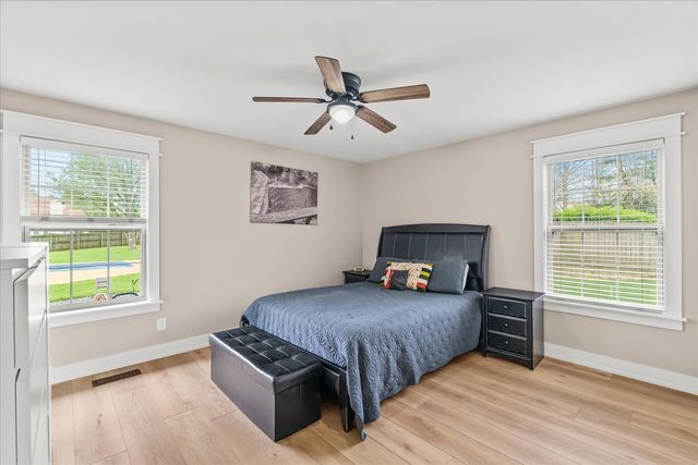 2713 Camden Ct, Thompsons Station, TN 37179