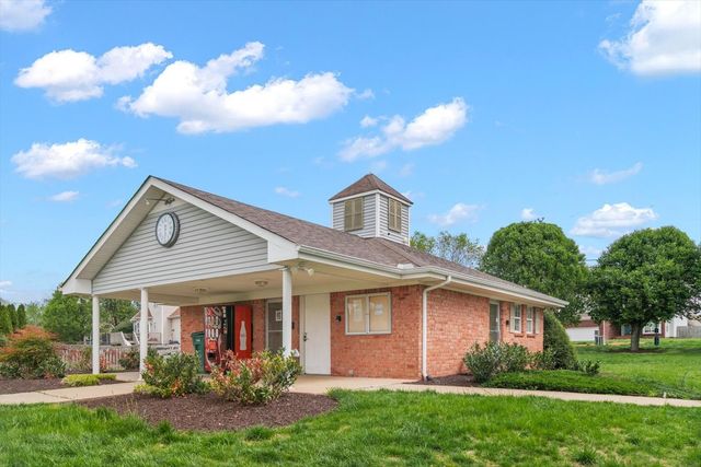 2713 Camden Ct, Thompsons Station, TN 37179