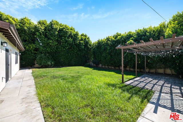 13428 Friar Street, Van Nuys (los Angeles), CA 91401