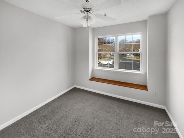 10840 Holly Ridge Boulevard, Charlotte, NC 28216