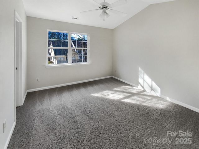 10840 Holly Ridge Boulevard, Charlotte, NC 28216