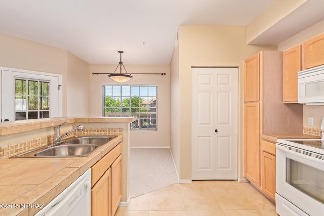 1500 E Pusch Wilderness Dr Unit 13101, Tucson, AZ 85737